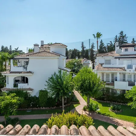 Naranjos Modern 2 Bedroom Penthouse With Views Apartment *